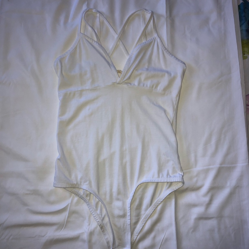 WHITE BODYSUIT